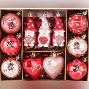 Valery Madelyn 40  Valentines shatterproof ornaments  NIB